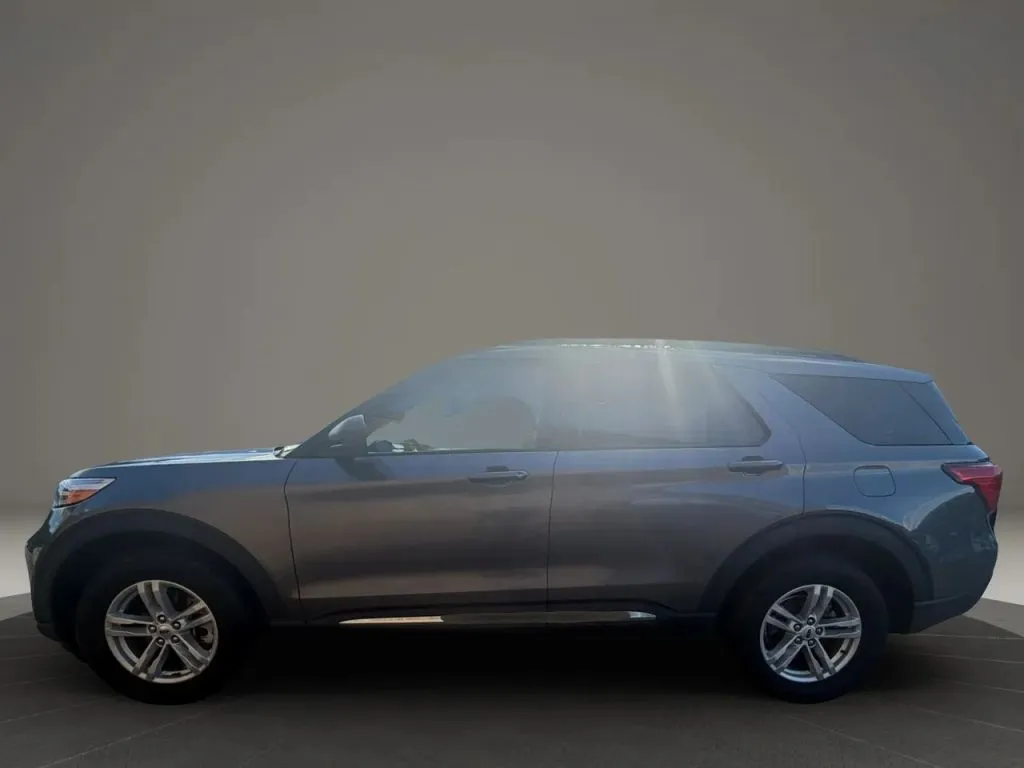 2022 Ford Explorer XLT - Photo 7