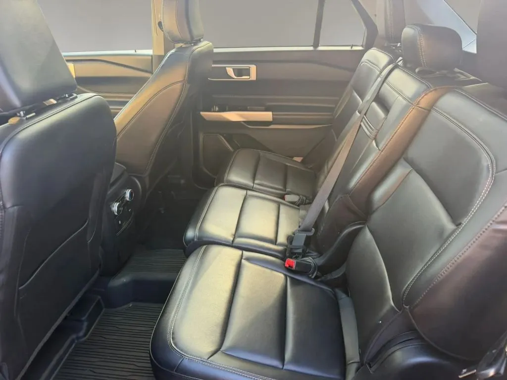 2022 Ford Explorer XLT - Photo 22