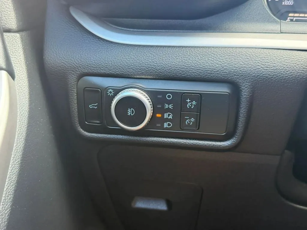2022 Ford Explorer XLT - Photo 30
