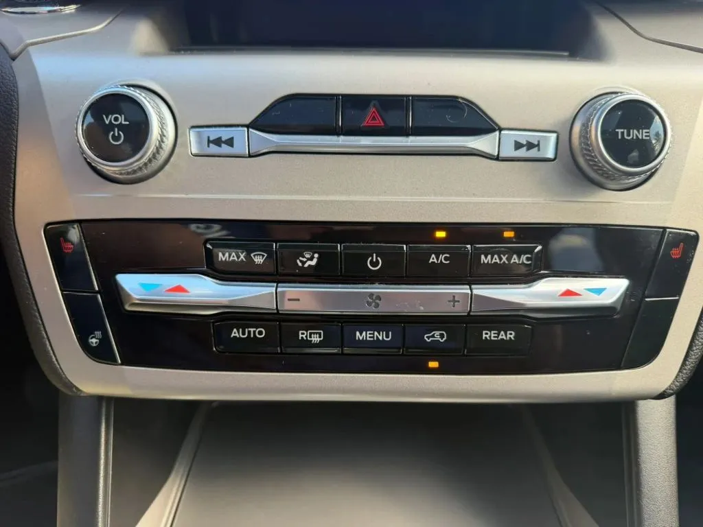 2022 Ford Explorer XLT - Photo 36
