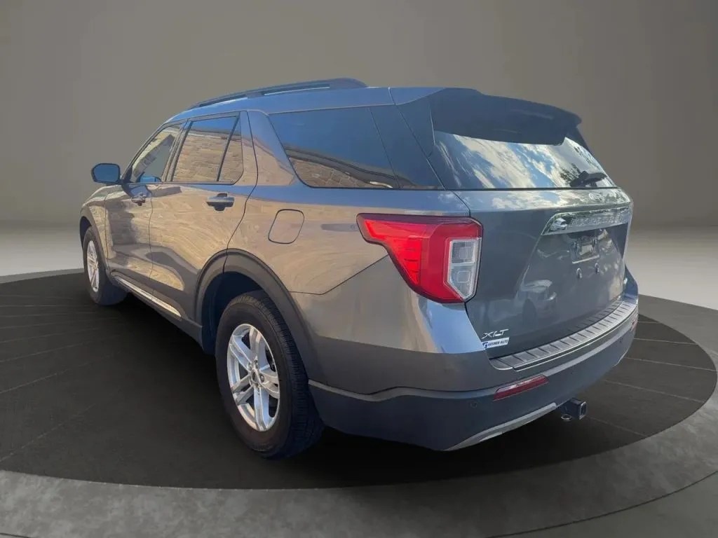 2022 Ford Explorer XLT - Photo 6