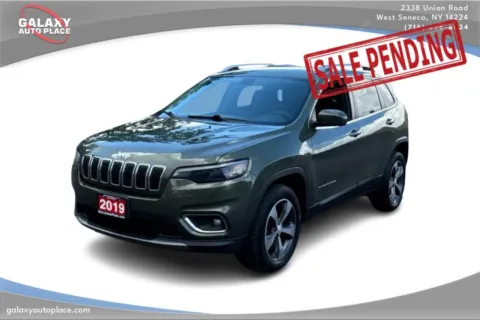 Green 2019 Jeep Cherokee Limited for sale in West Seneca, NY
