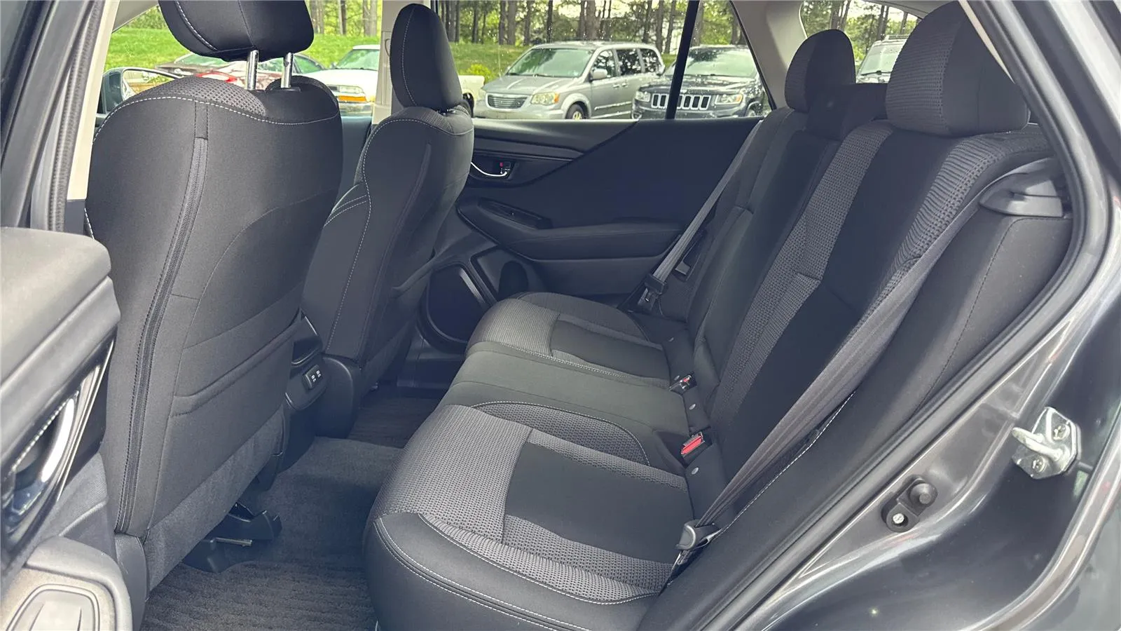 2021 Subaru Outback Premium - Photo 11