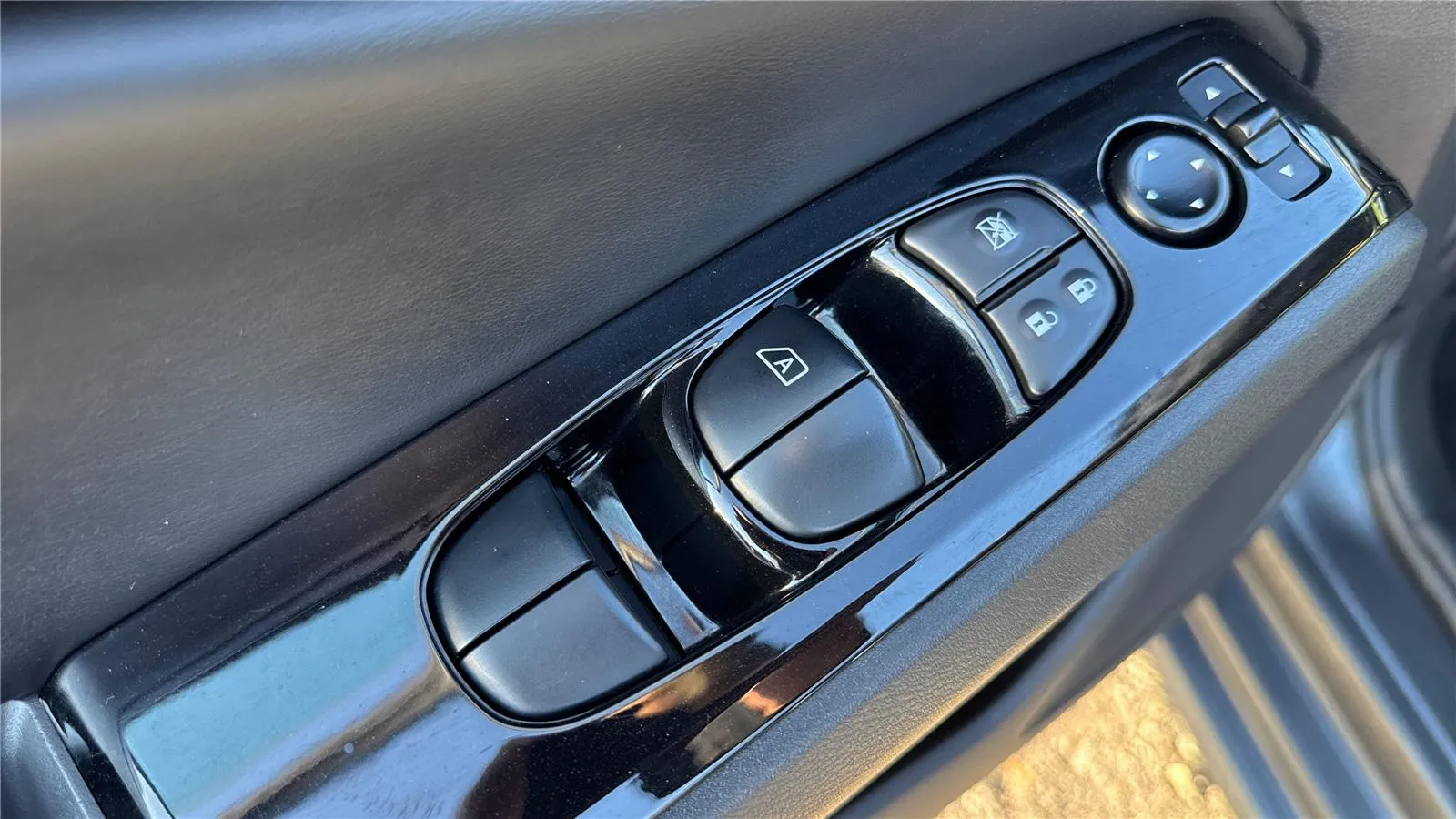 2023 Nissan Altima SV - Photo 20