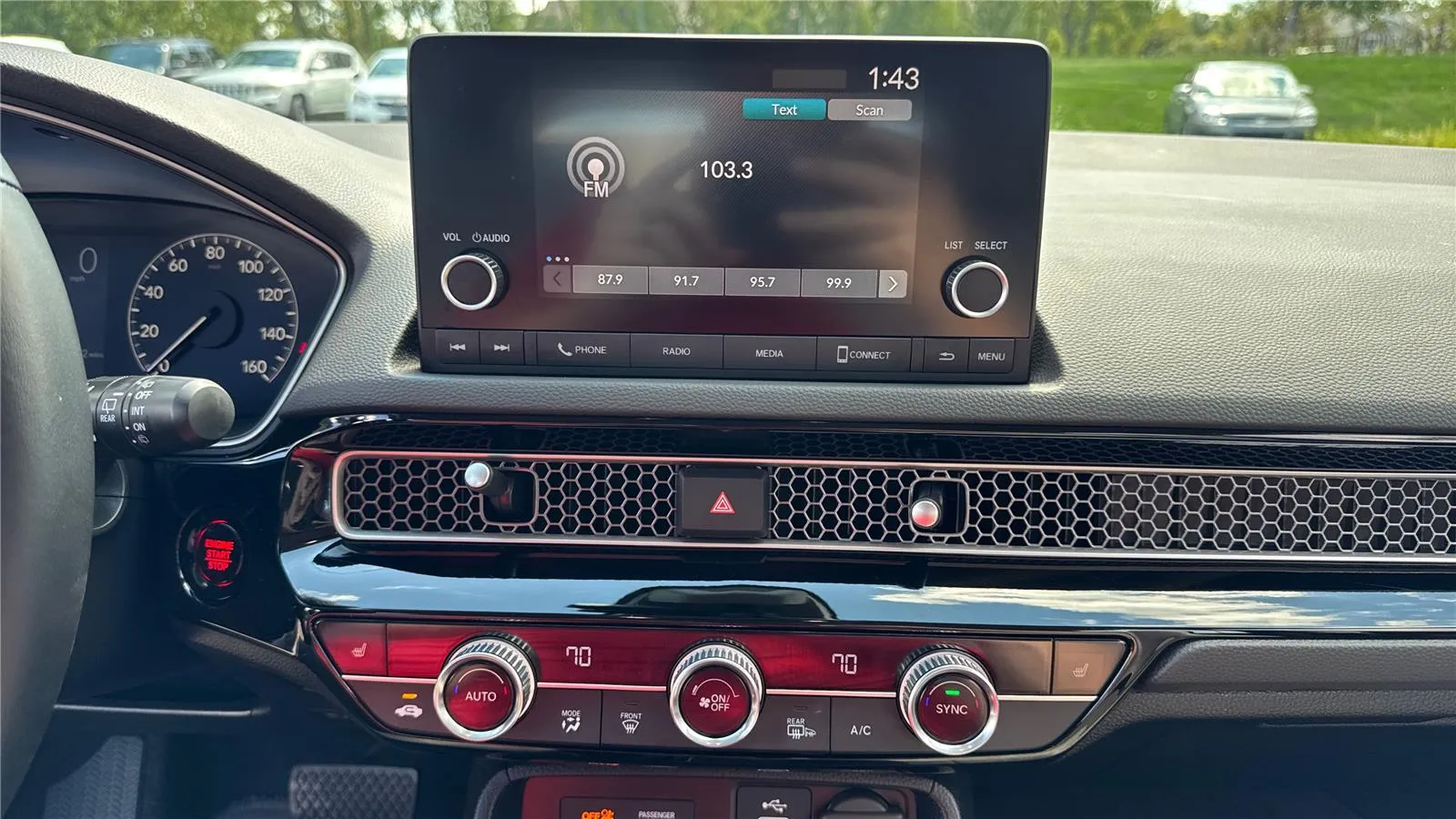 2023 Honda Civic Hatchback EX-L - Photo 13