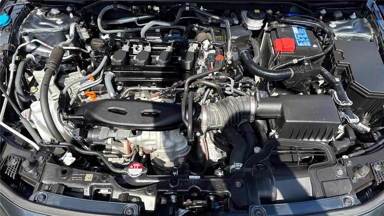 2023 Honda Civic Hatchback EX-L - Photo 23