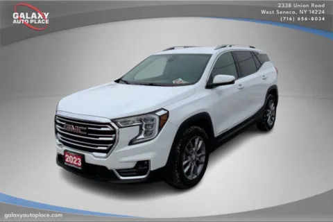 White 2023 GMC Terrain SLT for sale in West Seneca, NY