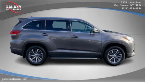 More photos of 2019 Toyota Highlander XLE at Galaxy Auto Place, NY
