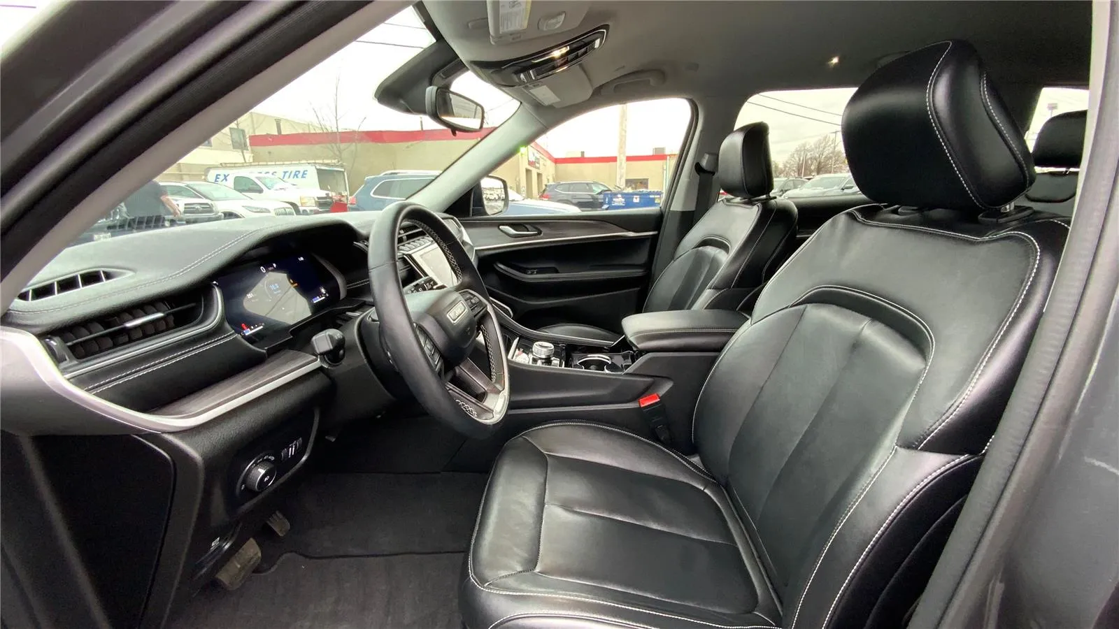 2022 Jeep Grand Cherokee L Limited - Photo 10