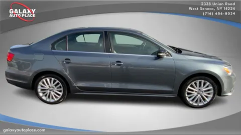 More photos of 2015 Volkswagen Jetta Sedan 1.8T SE w/Connectivity/Navigation at Galaxy Auto Place, NY