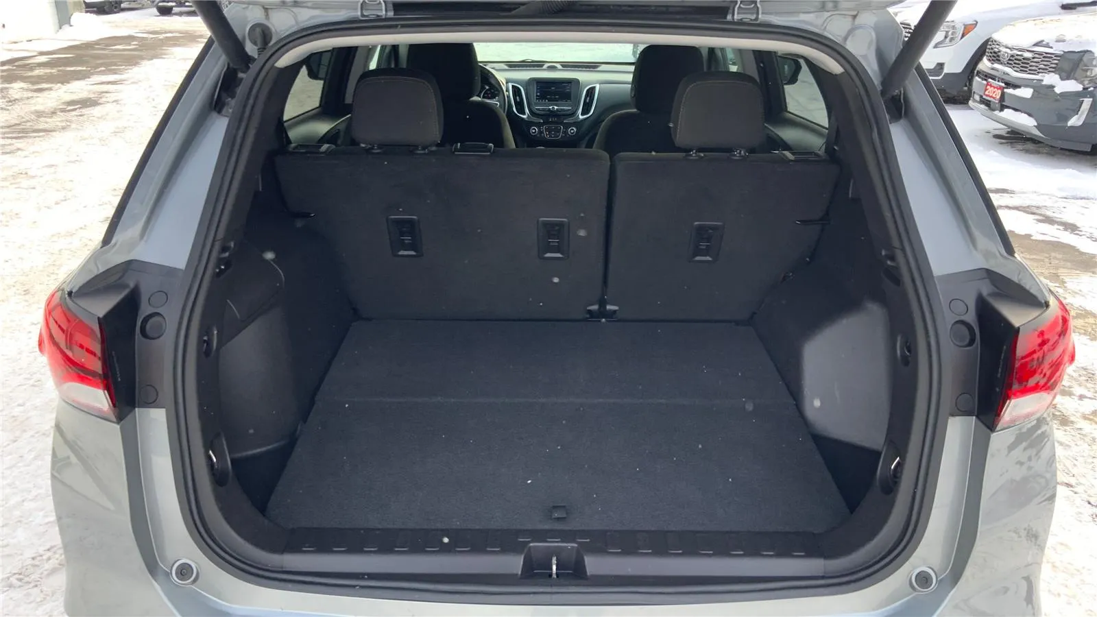 2024 Chevrolet Equinox LT - Photo 12