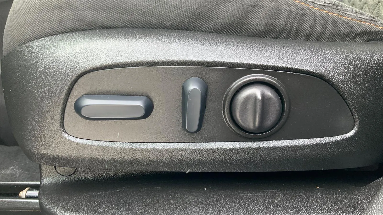 2024 Chevrolet Equinox LT - Photo 19
