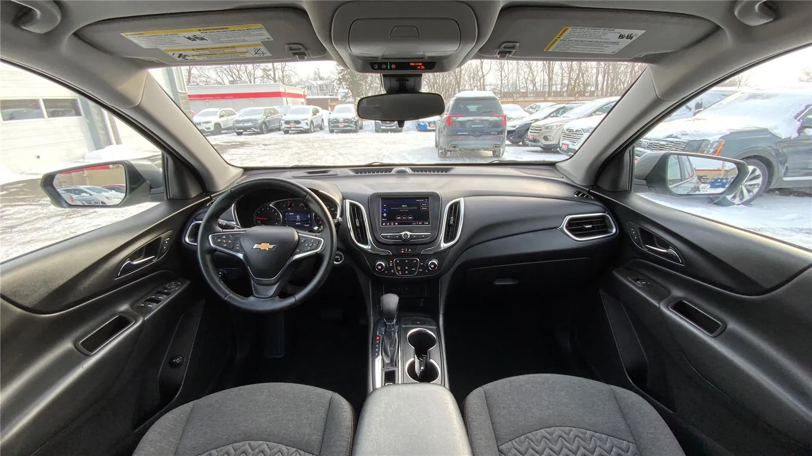 2024 Chevrolet Equinox LT - Photo 32