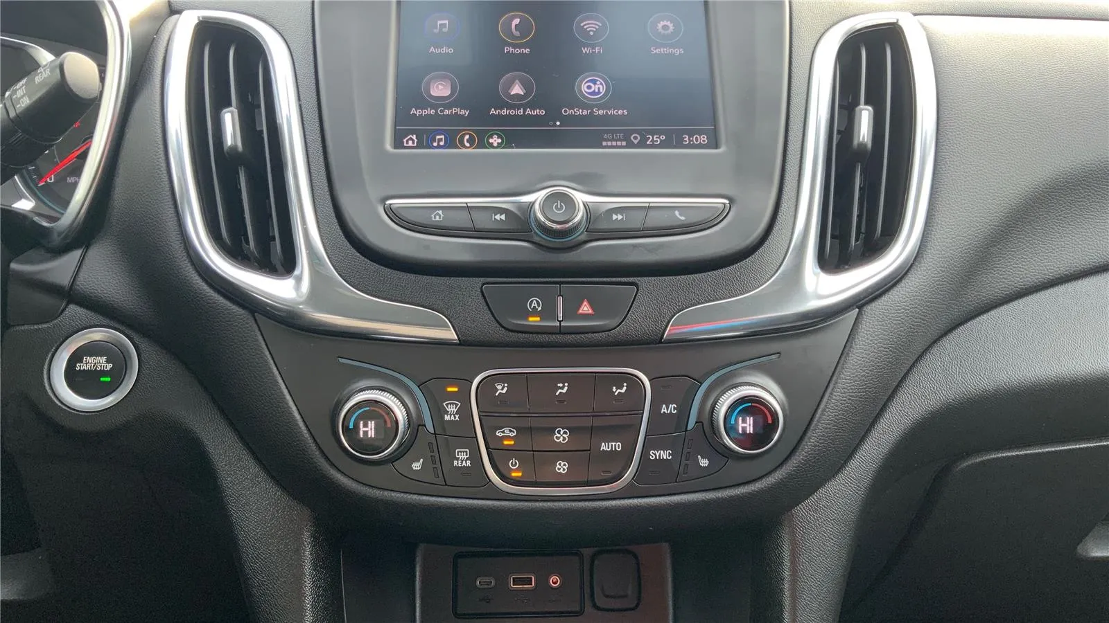 2024 Chevrolet Equinox LT - Photo 34