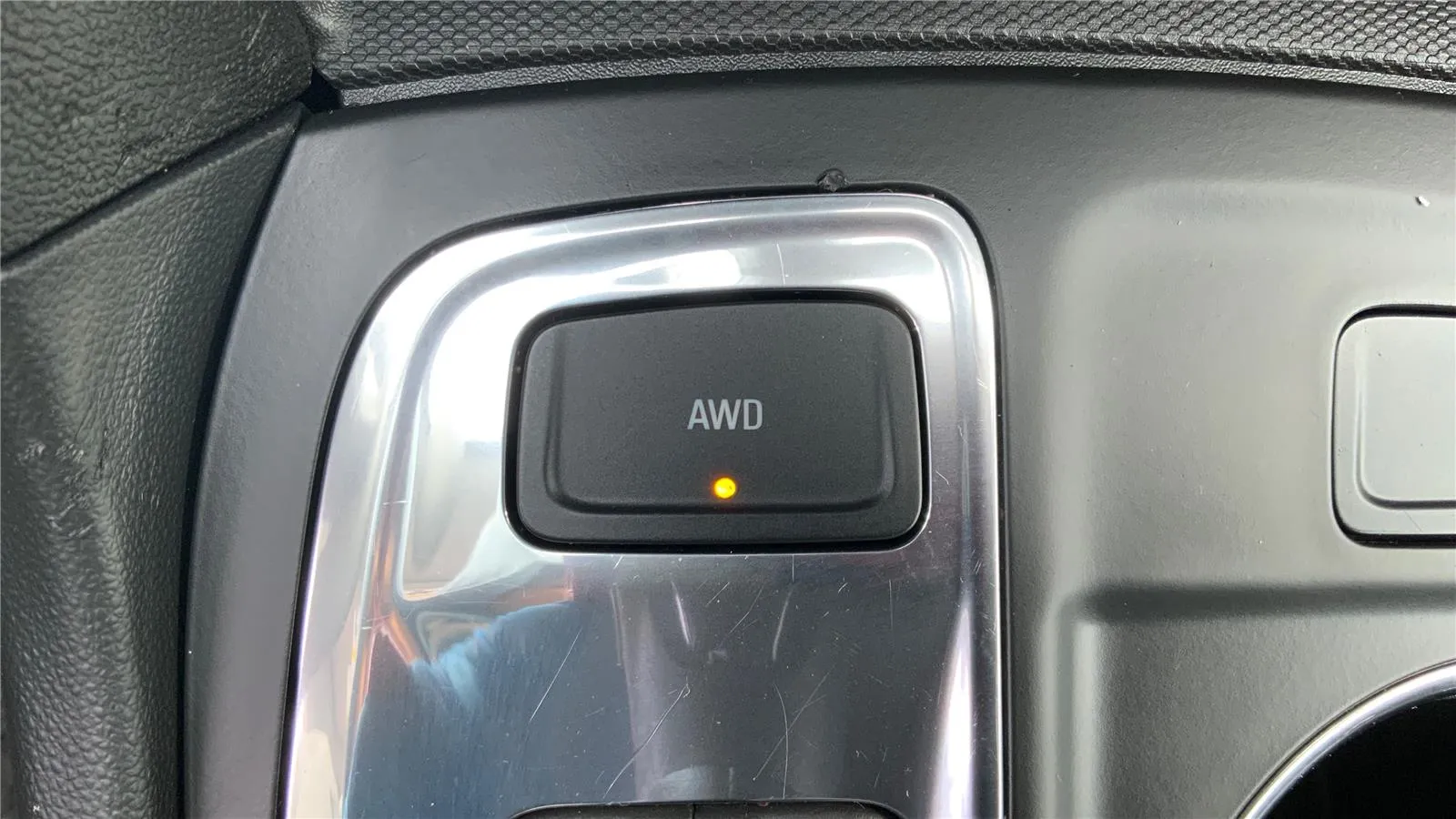 2024 Chevrolet Equinox LT - Photo 37