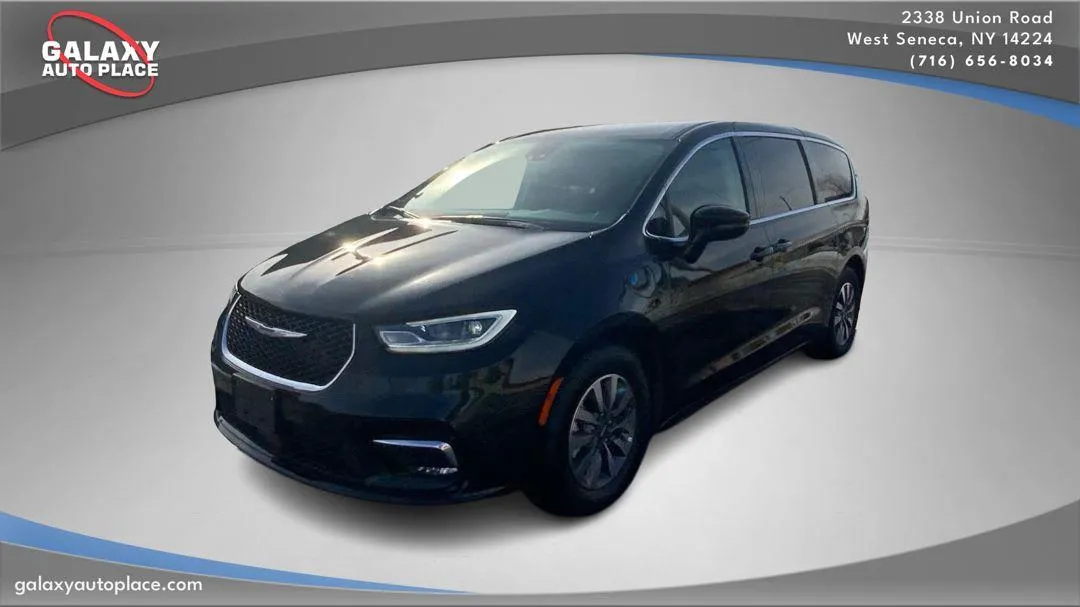 2024 Chrysler Pacifica PHEV