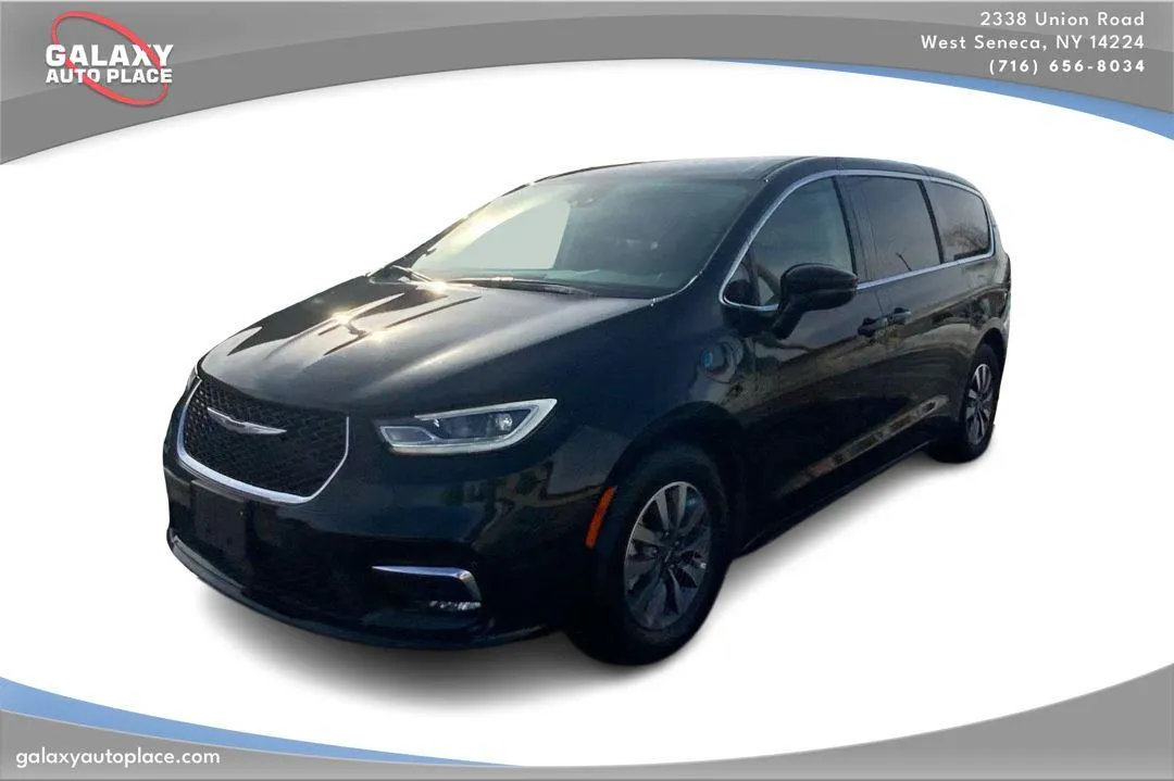 2024 Chrysler Pacifica PHEV