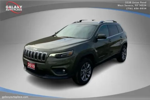 Green 2019 Jeep Cherokee Latitude Plus for sale in West Seneca, NY