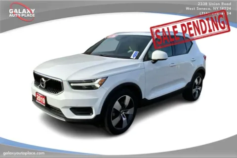 White 2019 Volvo XC40 Momentum for sale in West Seneca, NY