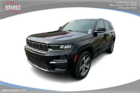 Black 2023 Jeep Grand Cherokee Limited for sale in West Seneca, NY