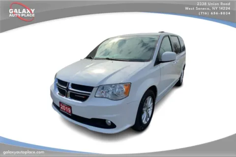 White 2019 Dodge Grand Caravan SXT for sale in West Seneca, NY