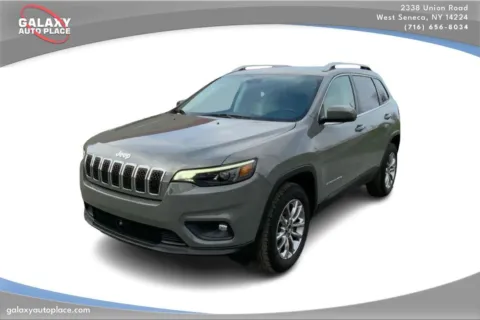 Gray 2021 Jeep Cherokee Latitude Lux for sale in West Seneca, NY