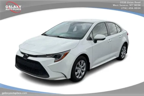White 2022 Toyota Corolla LE for sale in West Seneca, NY
