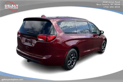 More photos of 2019 Chrysler Pacifica Touring L at Galaxy Auto Place, NY