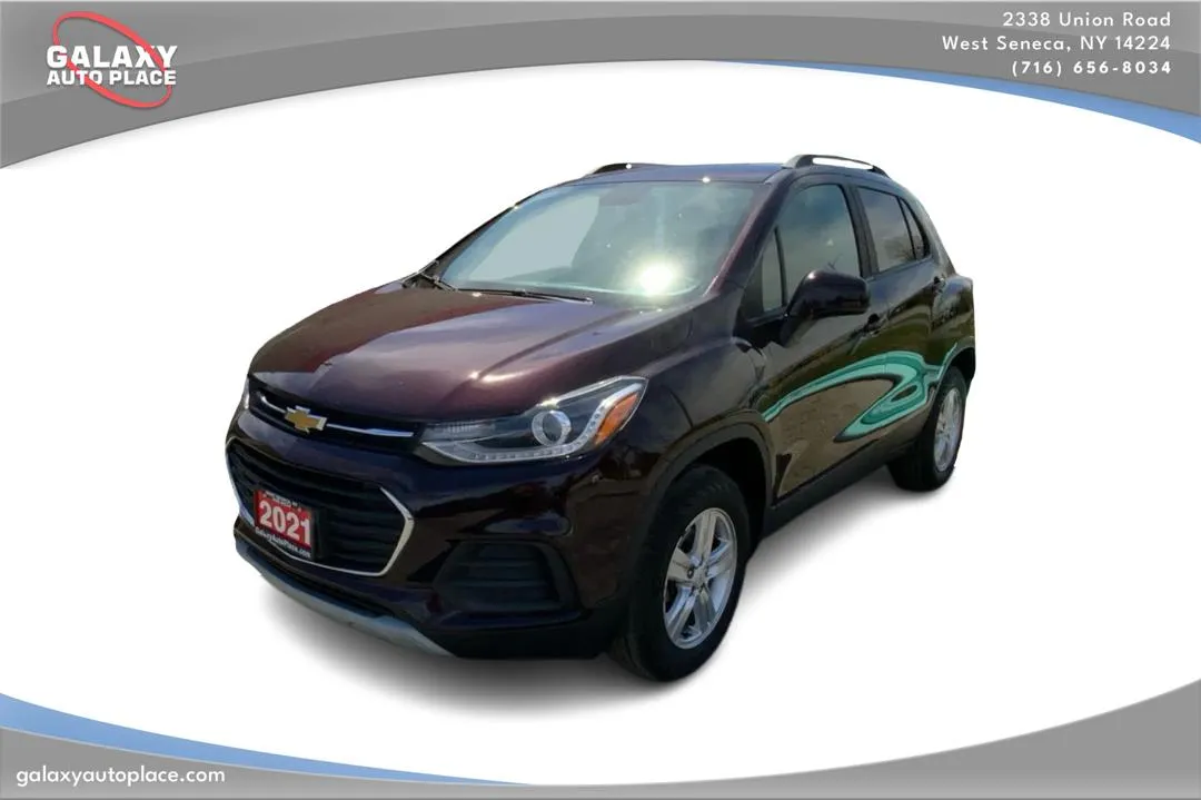 Black 2021 Chevrolet Trax LT for sale in West Seneca, NY