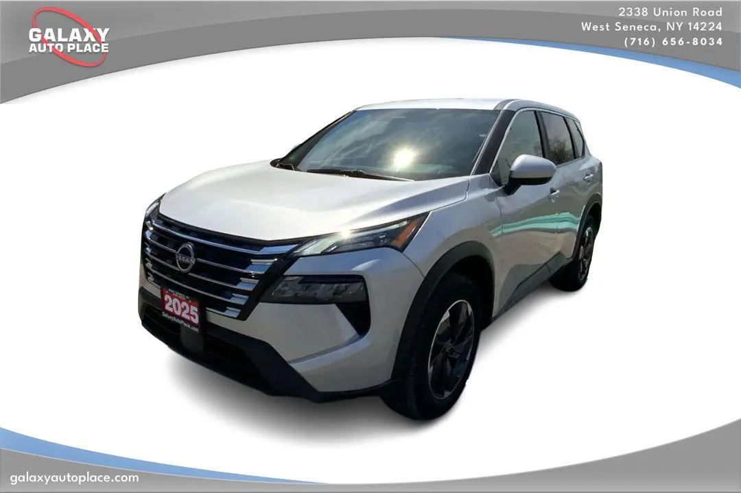 2025 Nissan Rogue SV AWD's photo