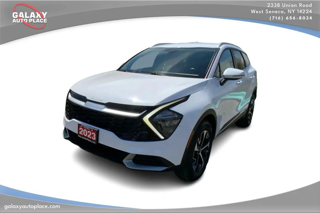 White 2023 Kia Sportage EX for sale in West Seneca, NY