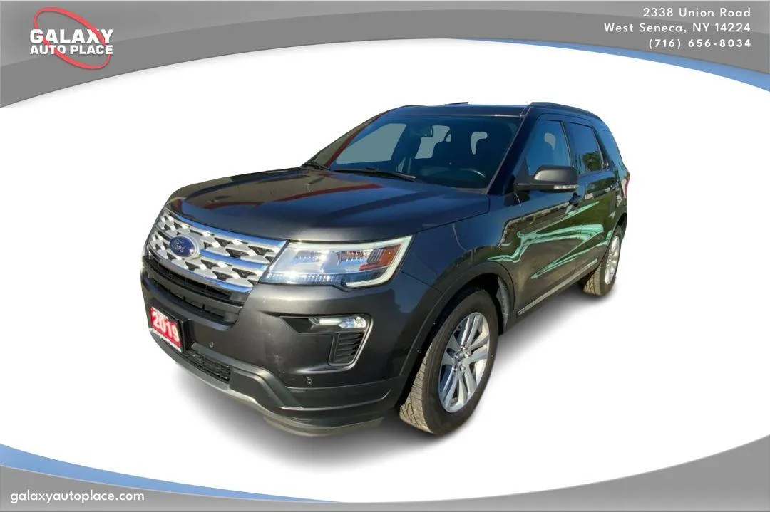 2019 Ford Explorer XLT 4WD's photo
