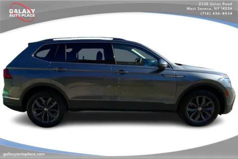 More photos of 2022 Volkswagen Tiguan SE at Galaxy Auto Place, NY