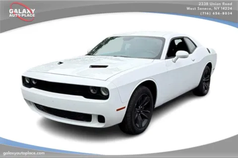 White 2016 Dodge Challenger SXT for sale in West Seneca, NY