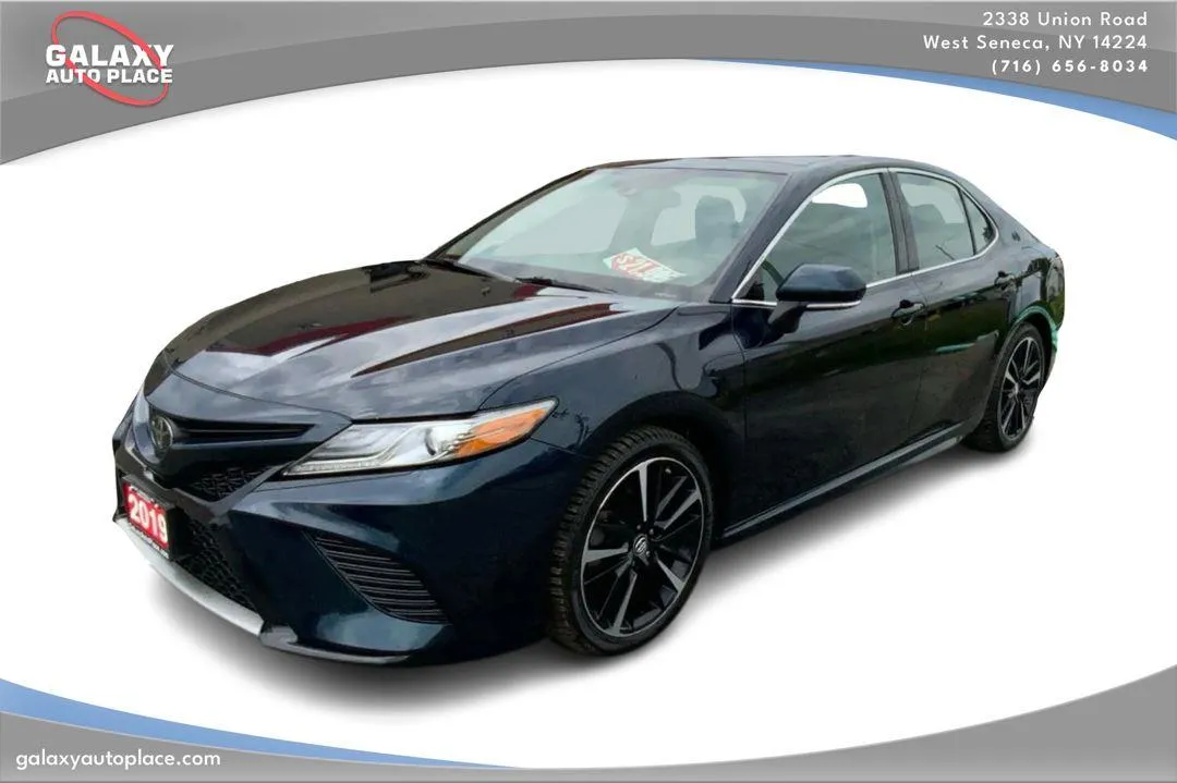 Green 2019 Toyota Camry XSE for sale in West Seneca, NY