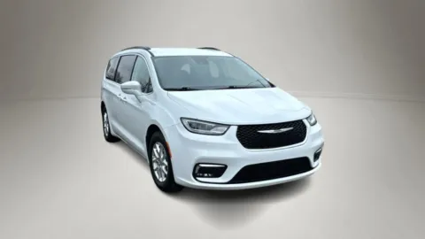 Another view of 2022 Chrysler Pacifica Touring L for sale in West Seneca, NY at Galaxy Auto Place