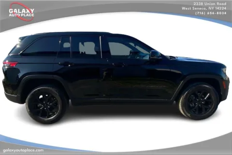 More photos of 2024 Jeep Grand Cherokee Altitude at Galaxy Auto Place, NY
