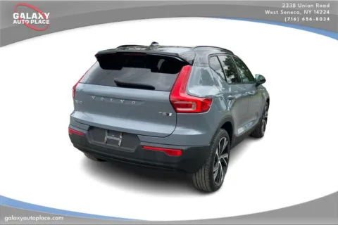More photos of 2022 Volvo XC40 R-Design at Galaxy Auto Place, NY