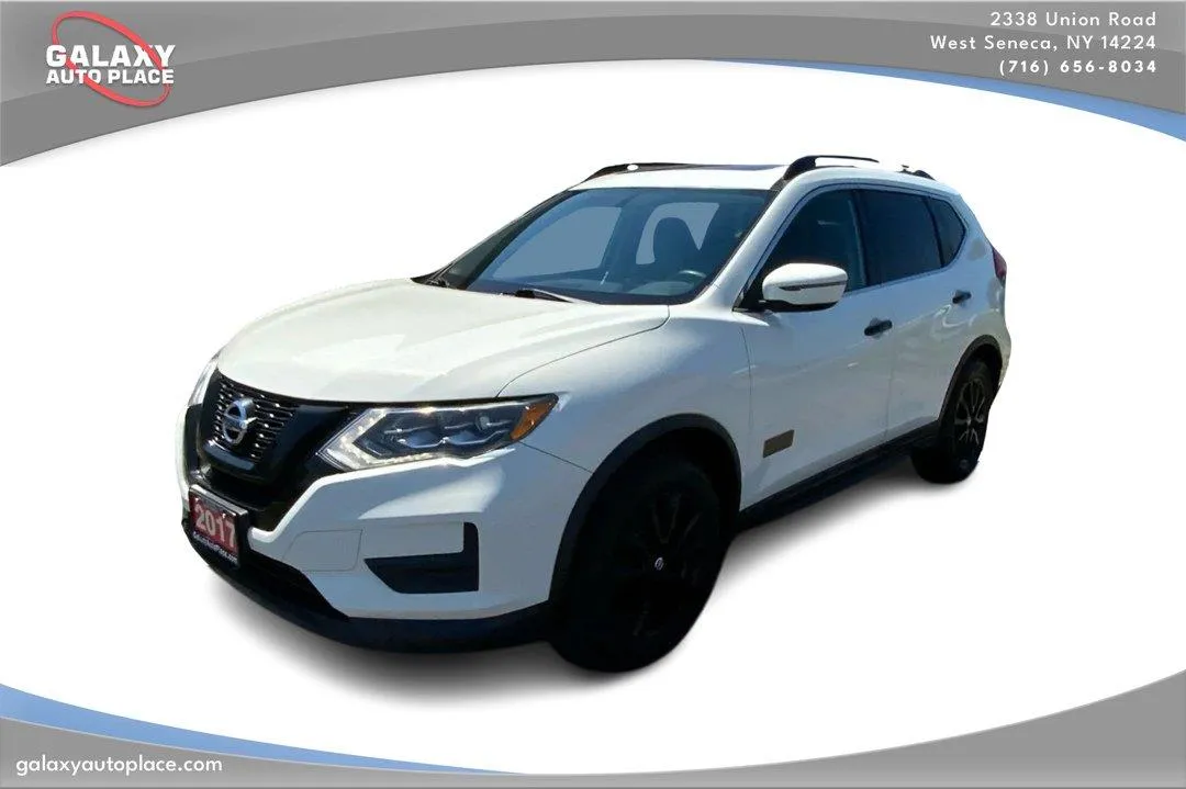White 2017 Nissan Rogue SV for sale in West Seneca, NY
