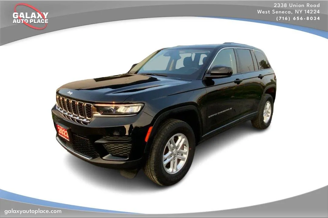 2023 Jeep Grand Cherokee Laredo