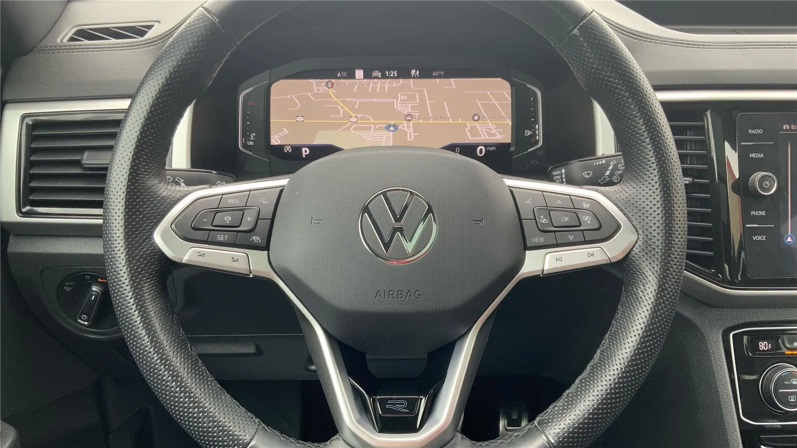 2023 Volkswagen Atlas Cross Sport SEL R-Line Black - Photo 16