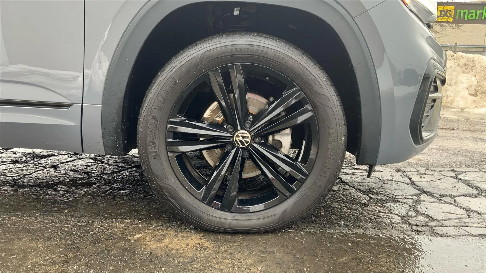 2023 Volkswagen Atlas Cross Sport SEL R-Line Black - Photo 28
