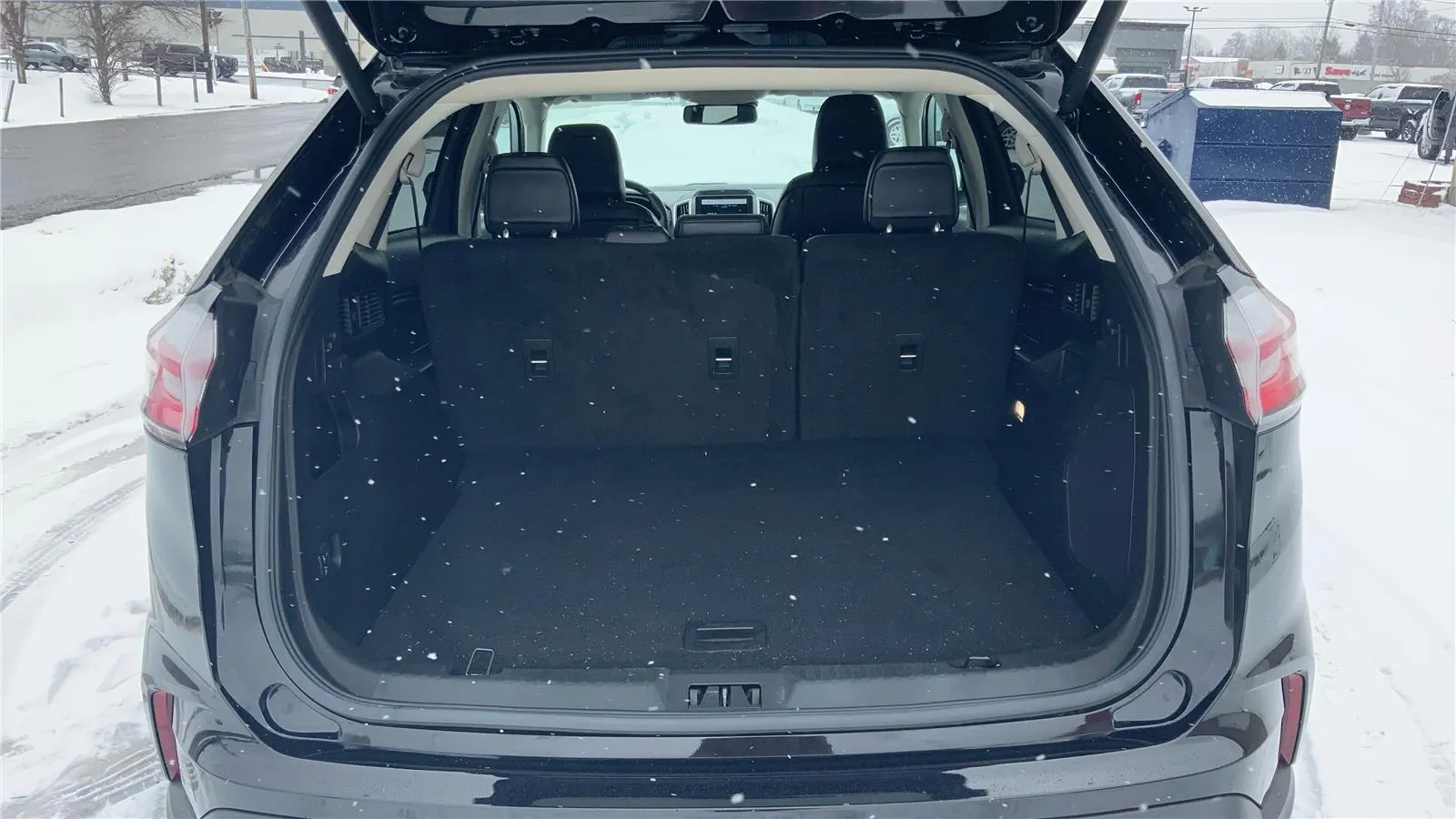 2023 Ford Edge Titanium - Photo 12