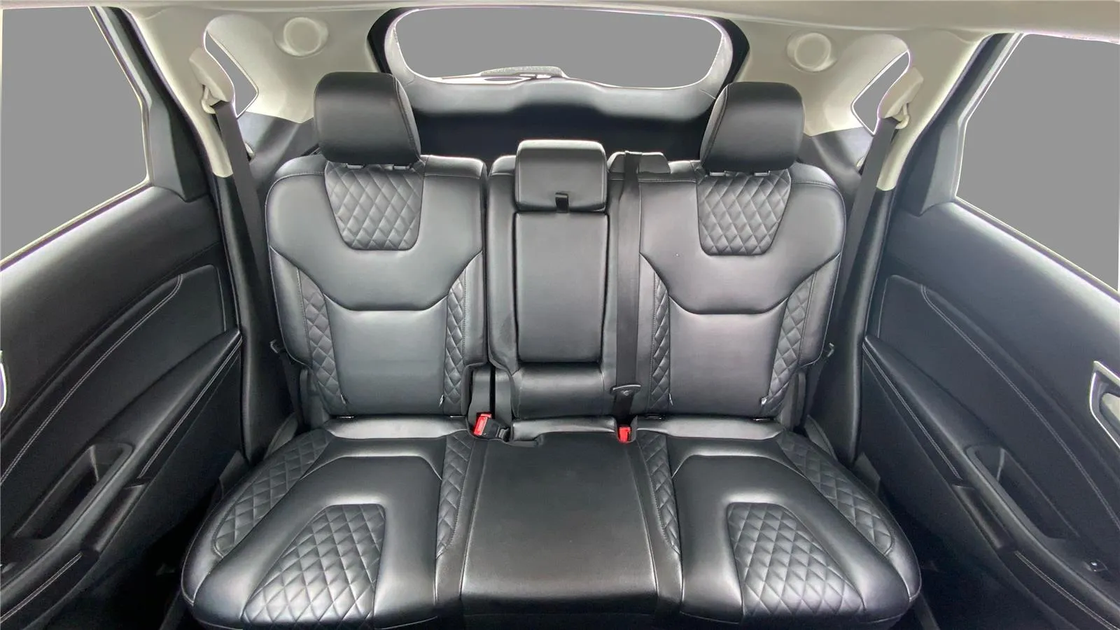 2023 Ford Edge Titanium - Photo 14