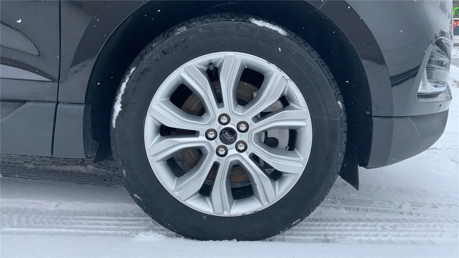 2023 Ford Edge Titanium - Photo 26