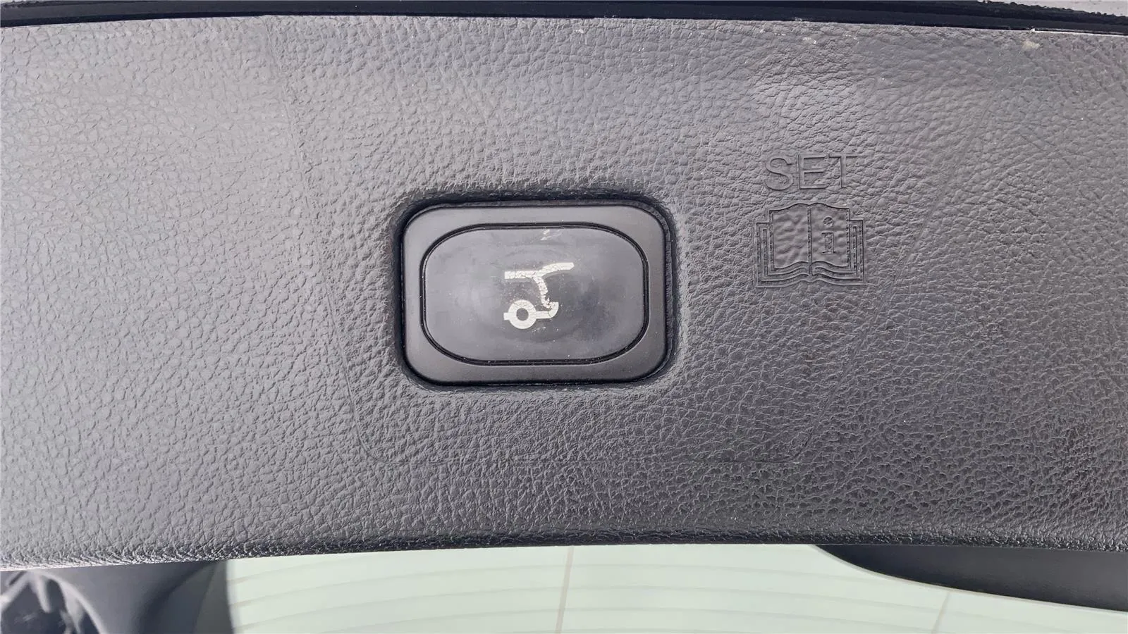 2023 Ford Edge Titanium - Photo 31