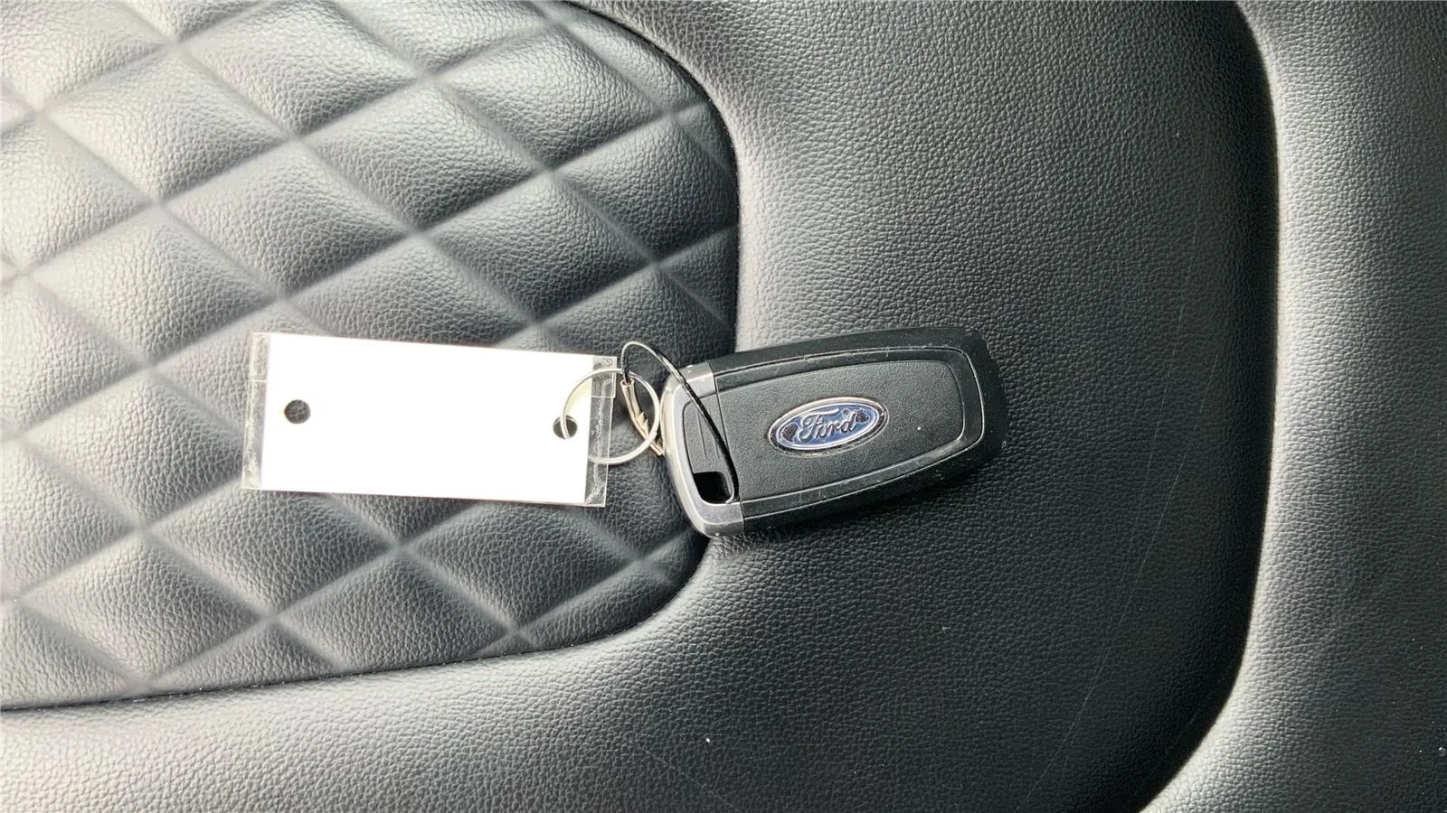 2023 Ford Edge Titanium - Photo 36