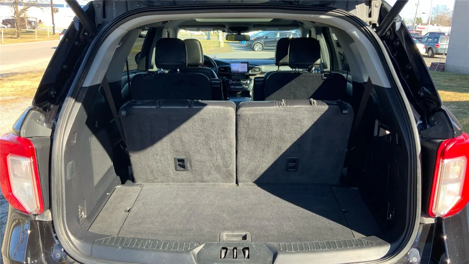2022 Ford Explorer Limited - Photo 12