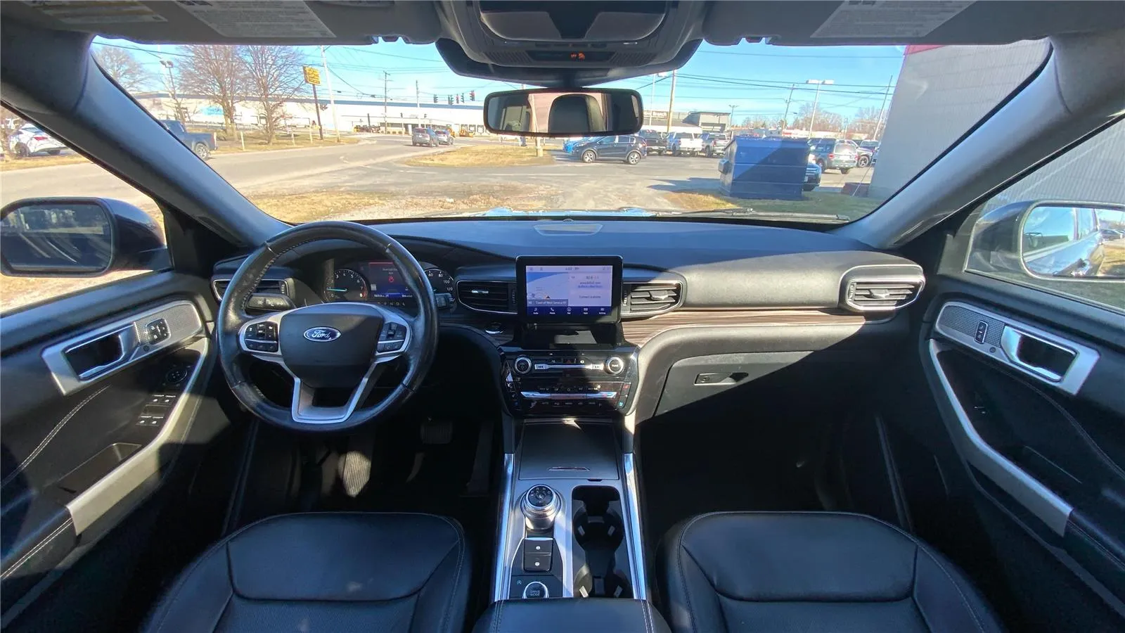 2022 Ford Explorer Limited - Photo 32