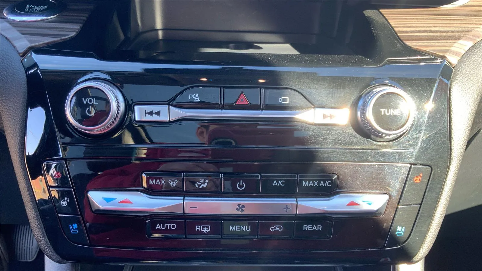 2022 Ford Explorer Limited - Photo 35